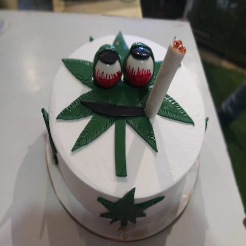 Designer Cake- Weed Design Cake